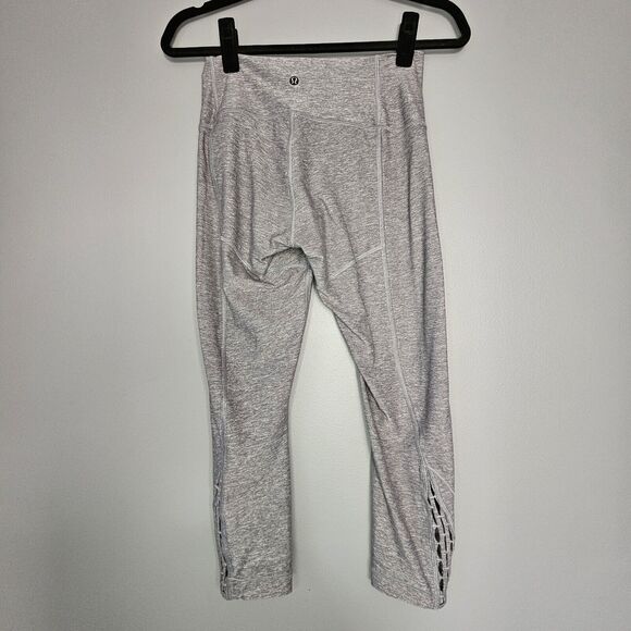 Lululemon True Self Crop II Heathered Slate Yoga Leggings Size 4 Sweat Wicking - Picture 3 of 8